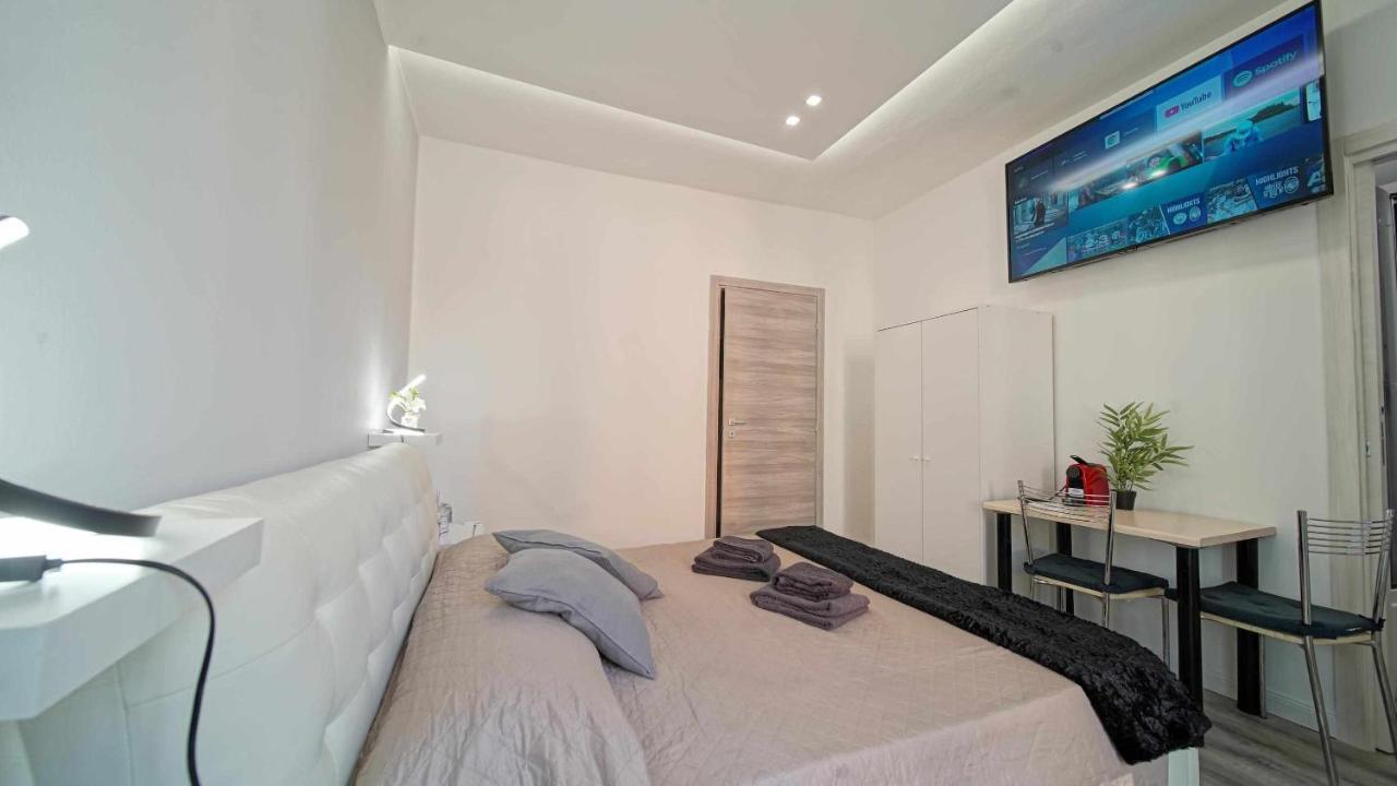 Destiny Home 2 Verona Piazza Isolo Phòng bức ảnh